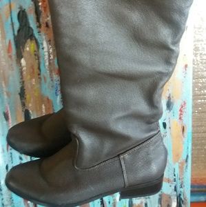 Classique brown boots